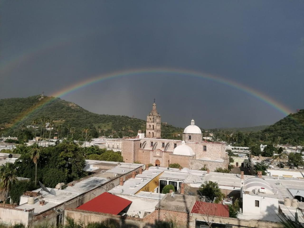 Casa Serena Vista Álamos Exteriér fotografie